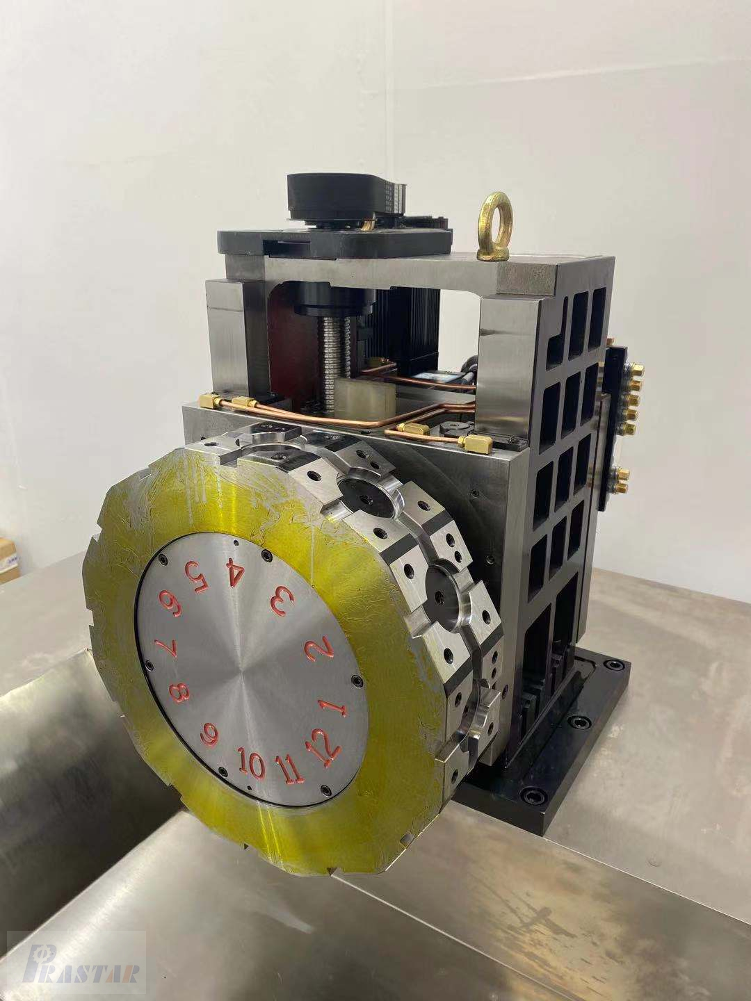 Y-axis live tooling disc turret TCSDYF-100-12